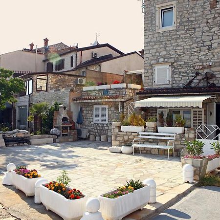Lovely Apartment Es Umag Bilik gambar