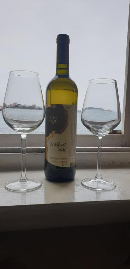 Lovely Apartment Es Umag Luaran gambar