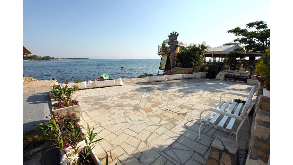 Lovely Apartment Es Umag Bilik gambar