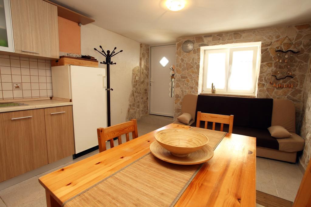 Lovely Apartment Es Umag Luaran gambar