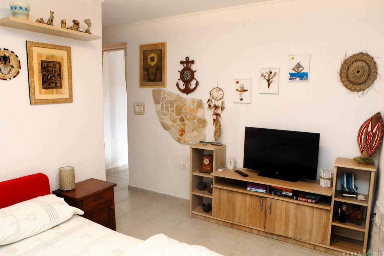 Lovely Apartment Es Umag Luaran gambar
